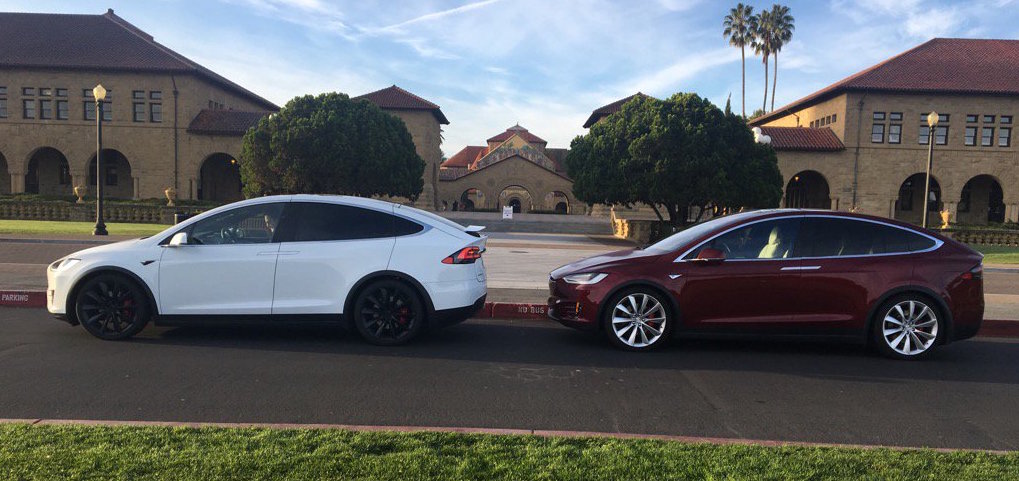 Left Tesla equipped with self-driving car technology