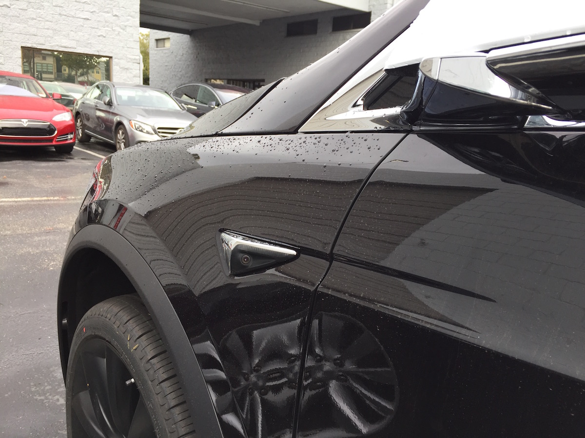 Sideview Camera Tesla Model X