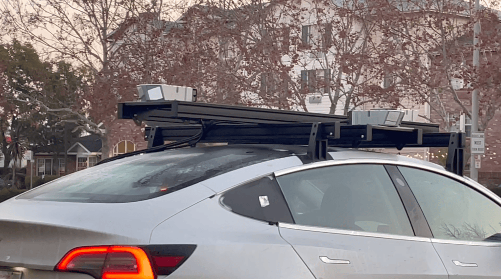 Tesla With Lidar Rack Spotted – The Last Driver License Holder…